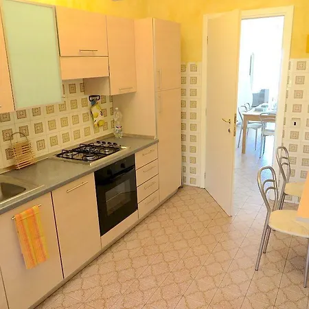 Castagneto * Μπαβένο